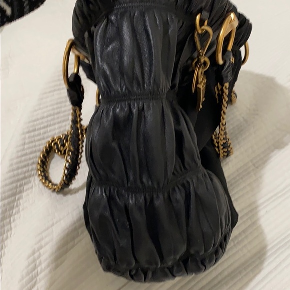 Authentic Prada bag - Picture 9 of 16